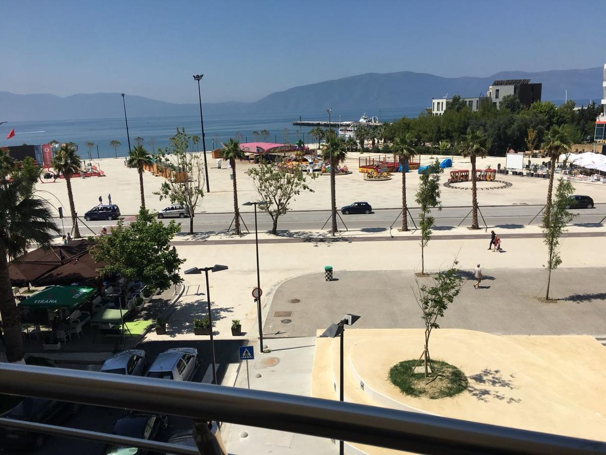 Agetina'S Apartaments Vlorë Buitenkant foto